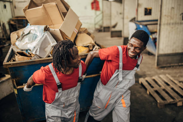 Best Commercial Cleanout Services  in Dewitt, IA